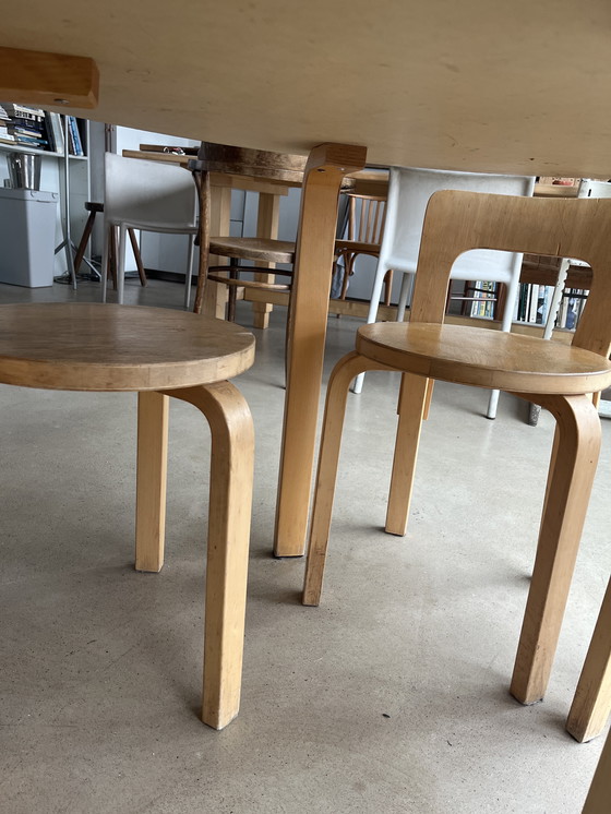 Image 1 of Alver Aalto tavolo vintage, 2 stoelen e kruk