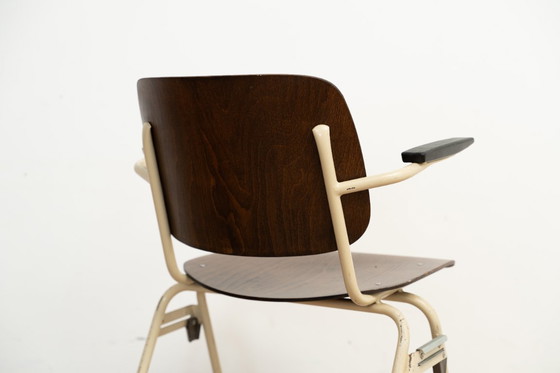 Image 1 of Chaises scolaires avec accoudoirs de Marko