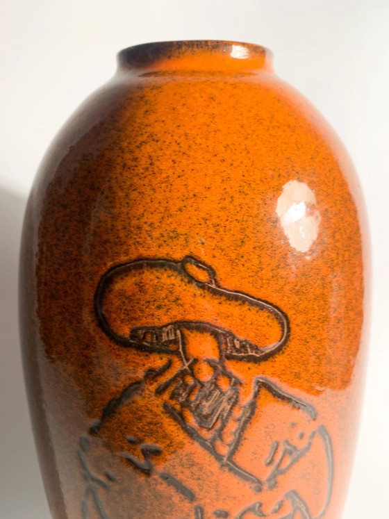 Jarrón de cerámica naranja Arcore con detalle decorativo de los años 80 – Jarrones (photo 6 of 10)