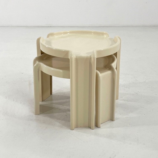 Zwei weiße Satztische von Giotto Stoppino für Kartell, 1970er Jahre