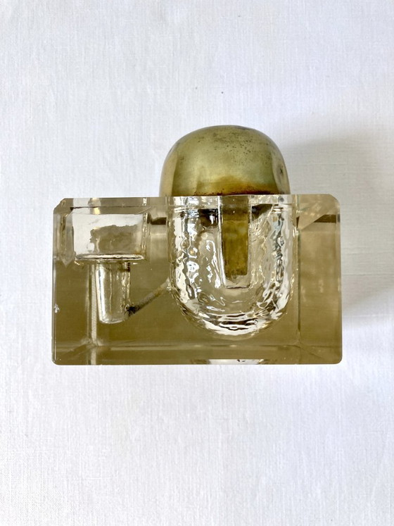 Desk Inkwell with Beveled Cut Glass Reservoir and Brass, circa 1900 – Decorative Objects (photo 9 of 18)
