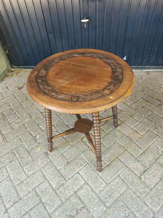 Ensemble unique de 2 chaises bobbin avec une petite table – Chaises & fauteuils, Rattan, Wood (photo 5 of 7)