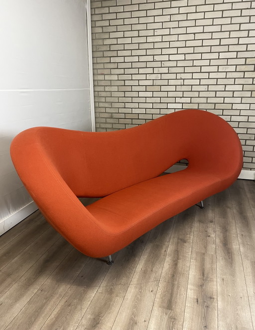 Moroso Victoria y Alberto por Ron Arad 