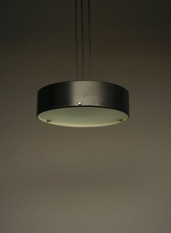 Image 1 of Italiaanse hanglamp uit het midden van de 20e eeuw, ontworpen door Bruno Gatta voor Stilnovo, jaren 1950.