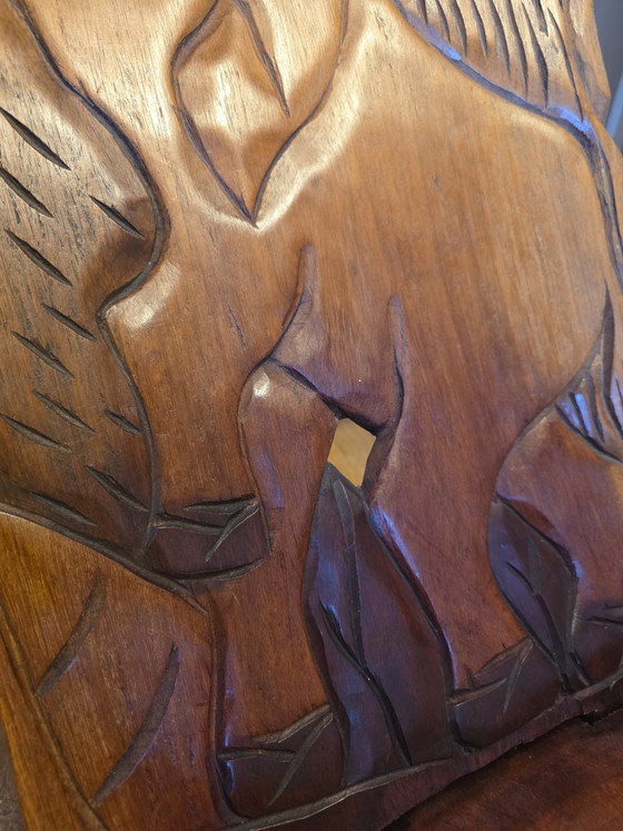 Chaise sculptée à la main d'Afrique – Chaises & fauteuils, Wood (photo 3 of 5)