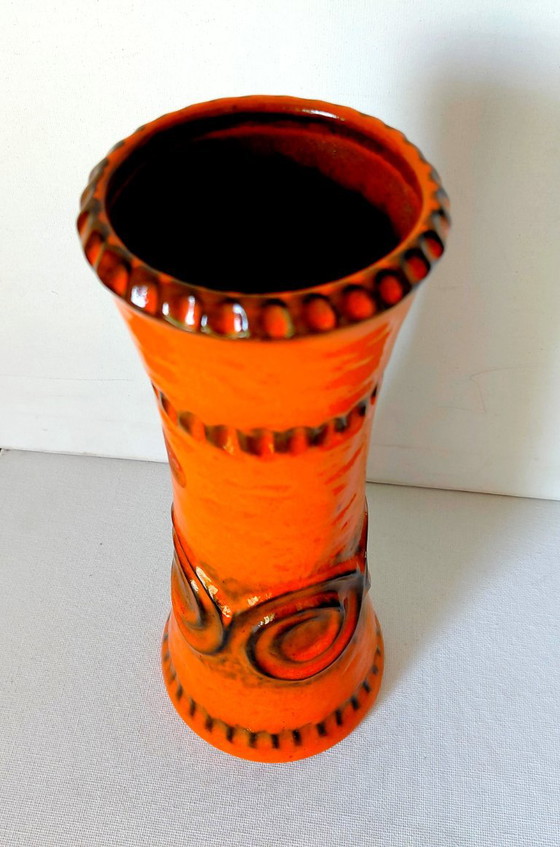 Vintage Jasba Keramik Vase, With Spiral Relief WGP 1970s – Ceramic (photo 6 of 13)