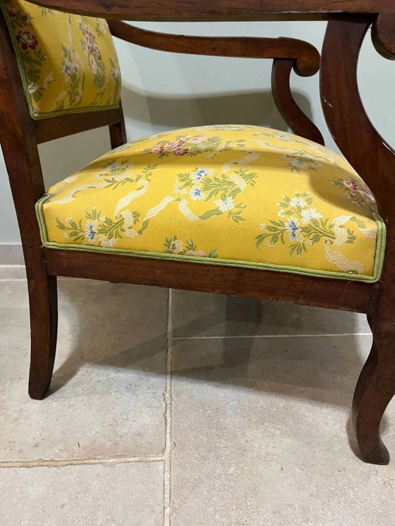 Sessel im Louis XV Stil aus Massivholz, gelber Blumenstoff. – Wood (photo 11 of 16)