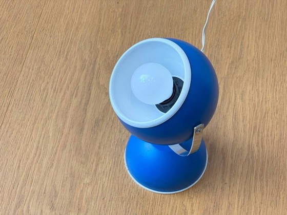 Image 1 of Lampada da tavolo a forma di occhio, dal design futuristico, anni '70.