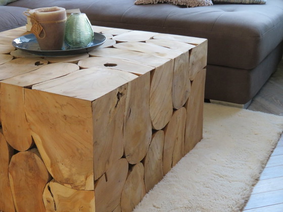 Image 1 of Table basse en teck indonésien