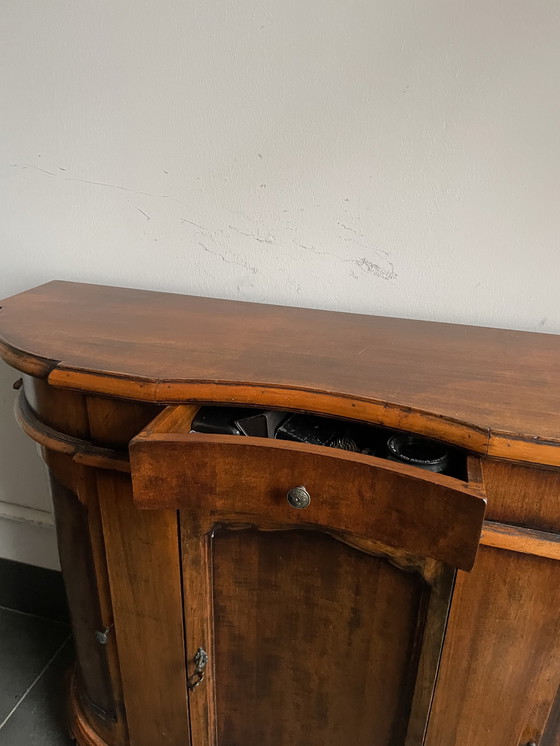 Image 1 of Veneto Sideboard in walnoot