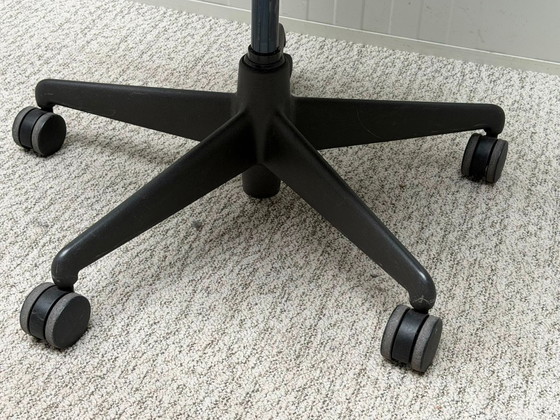 Silla de oficina Herman Miller Mirra (opción completa) – Sillas de oficina, Metal, Plastic (photo 11 of 11)