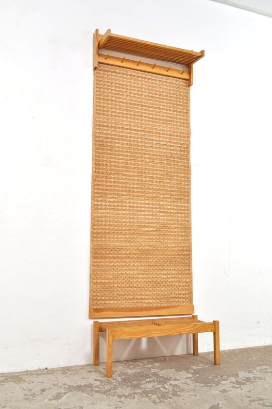 Image 1 of Wandgarderobe aus Rattan mit separatem Schuhregal