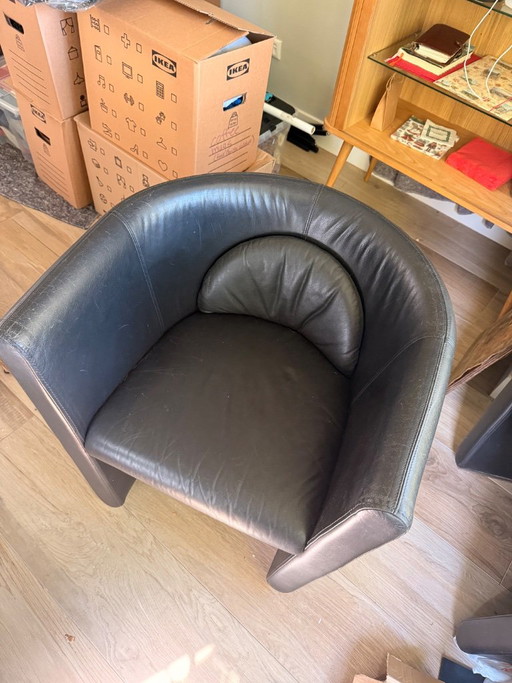 Set van 2 vintage Leolux fauteuils – zwart leer & chroom – jaren ’70/’80