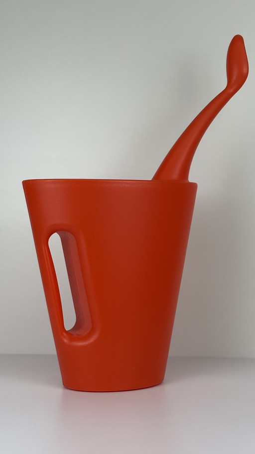 Design gieter Bo-Tanica  Gieter Serralunga, Design Denis Santachiar 2001