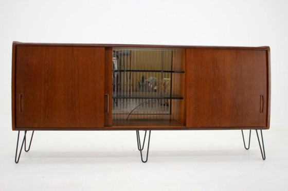 Gerecycled Deens dressoir uit de jaren 60 in mid-century modern stijl, gemaakt van teakhout, op – Glass (photo 4 of 12)