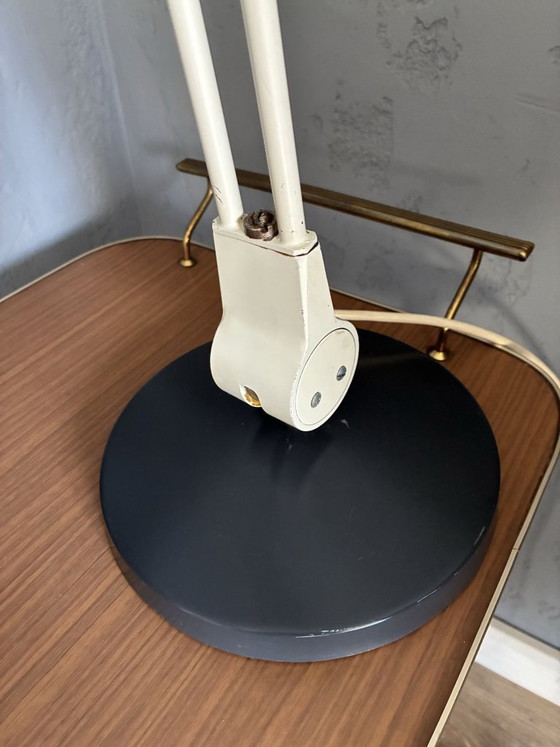 Lampada da scrivania architetto Kaiser Idell Gazelle 6934, anni '60, Lampade da tavolo, Metallo, Beige, 1960 (foto 7 di 8)