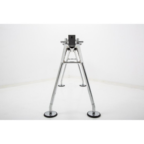 Tecno Nomos Base – Tables, Metal, Rubber (photo 5 of 5)