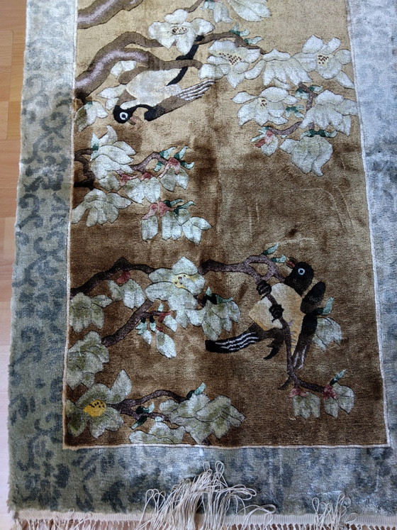 Image 1 of Set of 2 hand-knotted Chinese tapestries – 1970s – bird & blossom motif