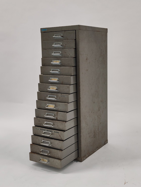 Image 1 of Mobiletto vintage in metallo con 15 cassetti