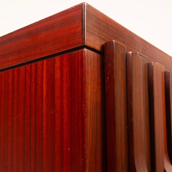 Luciano Frigerio Brutalist Padouk Hout Gaetano Dressoir voor Frigerio di Desio – Brass (photo 24 of 24)
