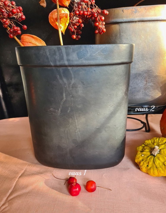 Image 1 of Ecri Living- Masters of Clay – handmade vase no. 01- oval.