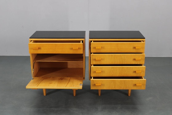 Image 1 of 1960 Frantisek Mezulanik Paar ladekasten, Tsjecho-Slowakije