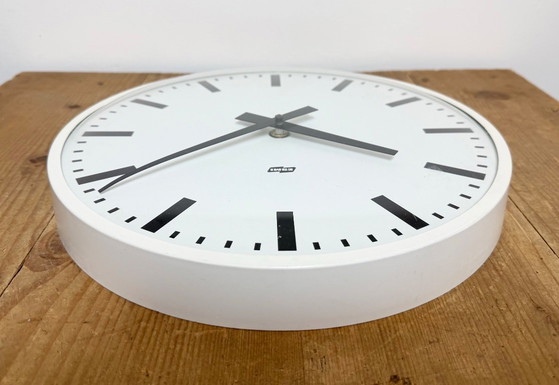 Image 1 of Orologio da parete vintage in bachelite bianca di ESMI, anni '80