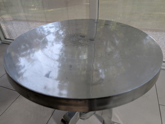 Image 1 of Table basse ronde argentée