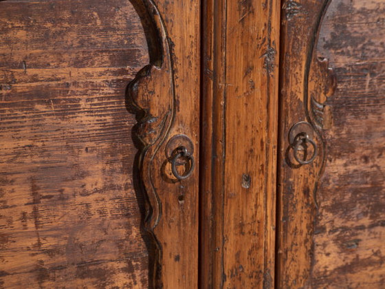 Credenza in pino con due ante e pannelli smerlati – Cina, circa 1950 – Credenze (photo 16 of 40)