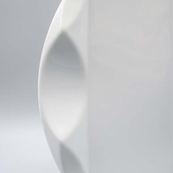 Image 1 of Hutschenreuther Porcelaine brillante Heinrich Fuchs 70s Vintage Op Art Vase 5094