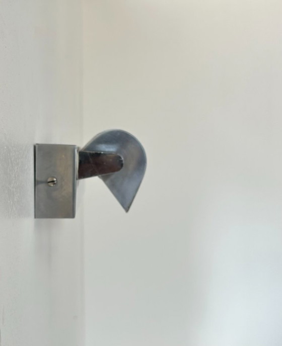 Image 1 of Applique vintage orientable, métal chromé, moderniste, France, 1940