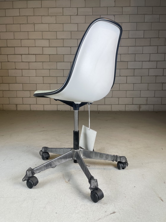 Image 1 of 2X Vitra Eames Pscc Office Chair