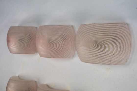 Image 1 of Satz von sechs rosafarbenen Muranoglas-Wandleuchtern. Italien 1970er Jahre