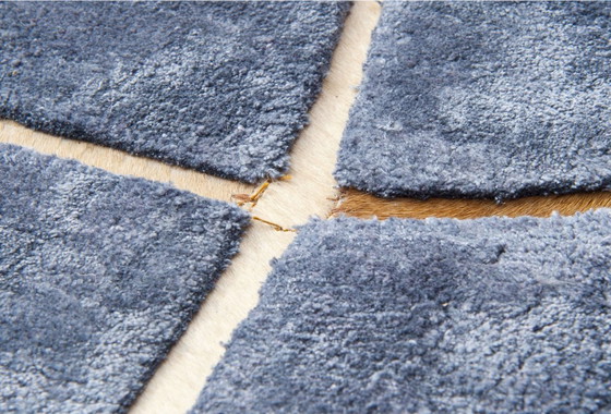 Image 1 of Tappeto WAVE Blu – Roche Bobois – 240 x 330 cm