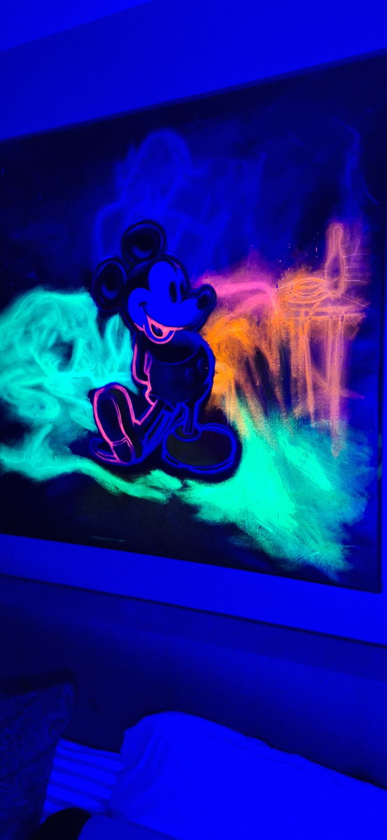 Œuvre unique représentant Mickey Mouse, réalisée par le célèbre artiste Michael Andrew Law, originaire de (photo 7 of 8)