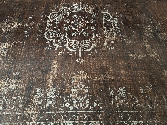 Tappeto di design Louis De Poortere Fading World Tappeto a medaglione – Ebano – 280 × 360 cm (photo 10 of 15)