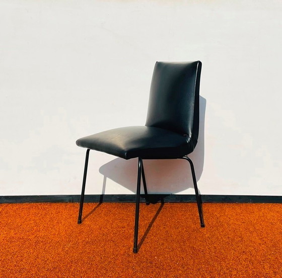 Image 1 of Paire de chaises Robert de Pierre Guariche pour Meurop. Vintage années 1960