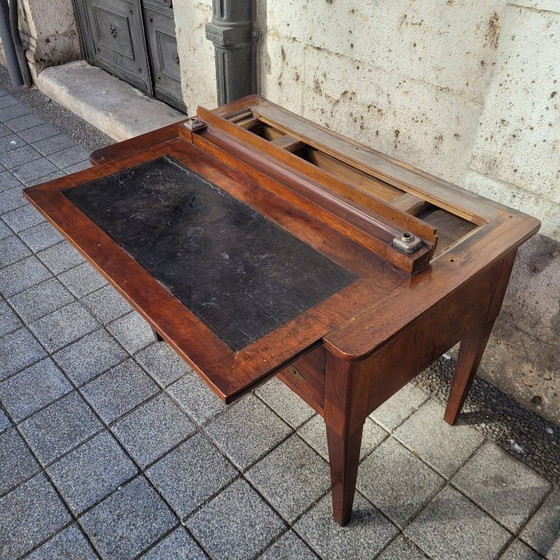 Image 1 of Bureau / Escritorio Bonheur du jour, caoba y cuero, Directorio, p. s. XIX - Francia