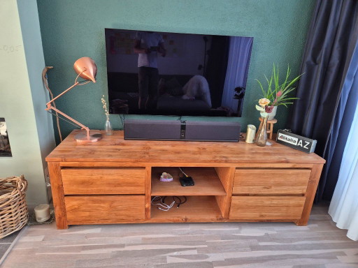 TV-Möbel aus Teakholz