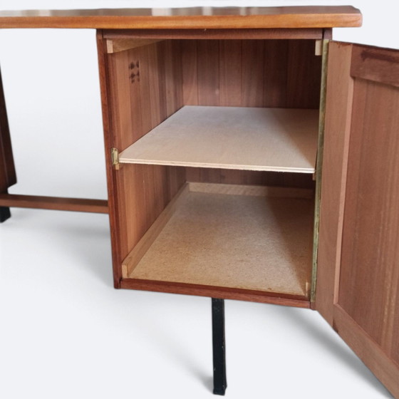 Vintage Desk – Wood (photo 6 of 12)