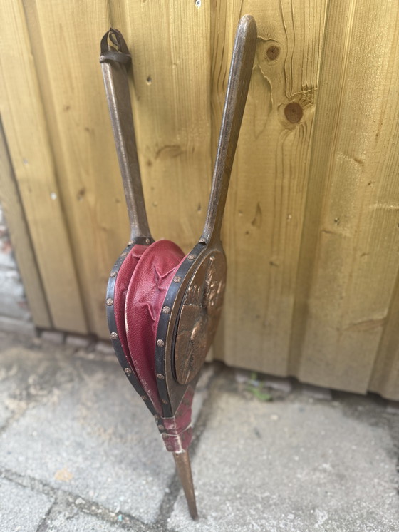 Image 1 of Soffiatore per camino antico con decorazione in rame