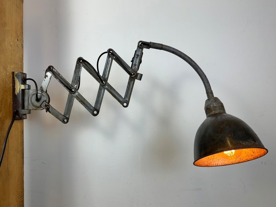 Image 1 of Graue industrielle Scherenwandleuchte von Elektroinstala, 1960er Jahre