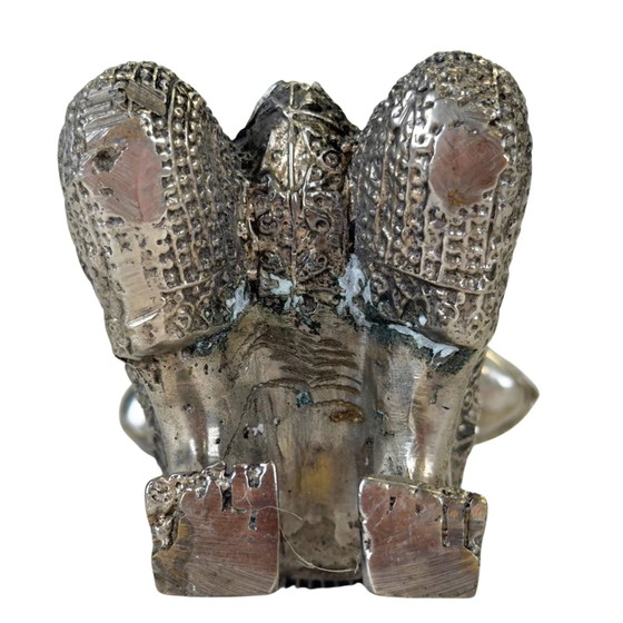 Versilbertes Thai Thepanom Engelspaar – Tempelwächter – 18 cm & 17 cm – Bildhauerei, Metal (photo 10 of 10)