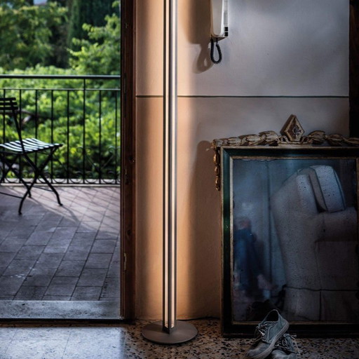 Foscarini - Chiaroscura - Lámpara de pie - Titanio