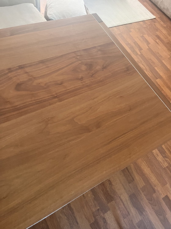 Image 1 of Mesa de comedor - Nogal teñido