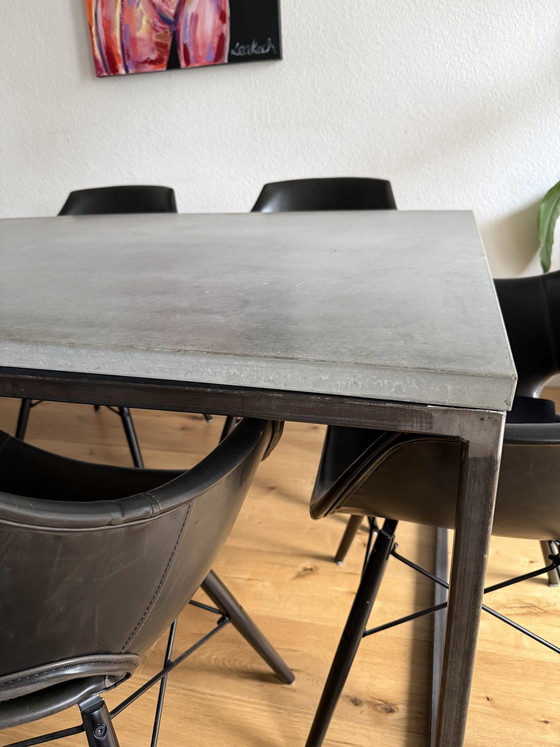 Image 1 of Jung & Grau betonnen eettafel 160x90cm
