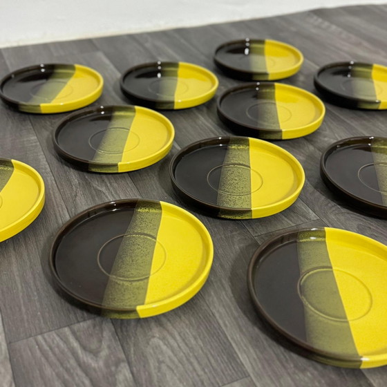 Image 1 of Set Da Pranzo Vintage In Ceramica Prod. SIC Design Space Age 12 Pcs
