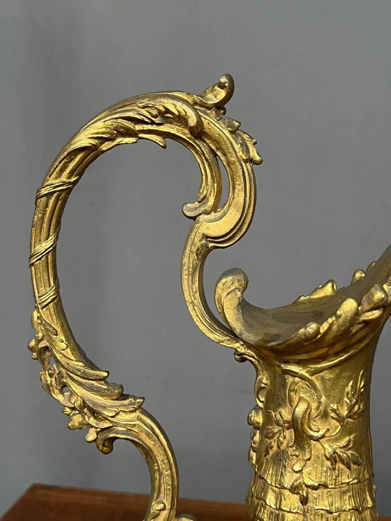 Coppia di Vasi decorativi. Metallo massiccio color oro., Ottone (foto 4 di 8)