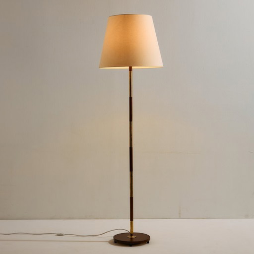 MK10240 Stehleuchte aus Teakholz und Messing