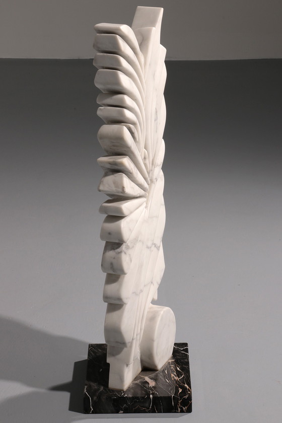 Image 1 of Capolavoro in marmo di Carrara del 1977 di Armando Rosato